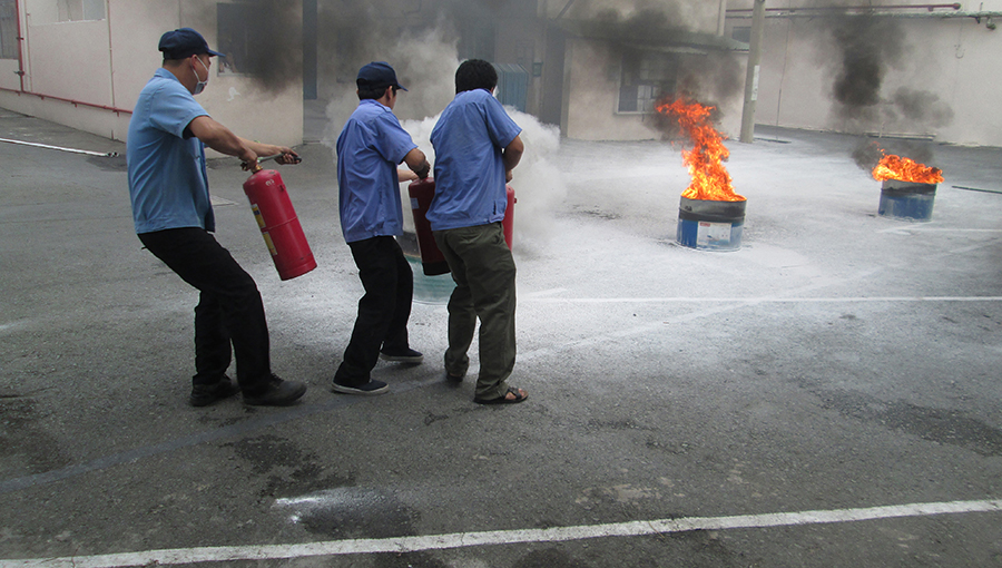 Fire fighting and rescue trainning