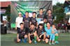 Chụp hình lưu niệm trước trận đấu